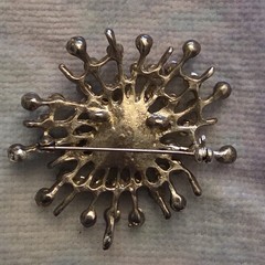 1950s A/B Rhinestone Brooch w Pendant Loop Atomic Snowflake Star Burst Sunburst