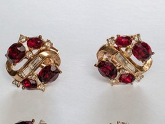 Alfred Philippe Trifari 1940’s Pat Pending Ruby & Clear 3 Piece Necklace Set