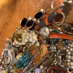 Large Vintage Jewelry Watches Lot So Many Items LQQK