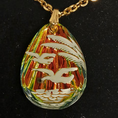 Vintage German Made 24 Inch Gold Tone Chain Necklace With 3D Birds Pendant