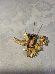 NEW Retired Vintage Joan Rivers Pin Brooch Flights of Fantasy Hummingbird Enamel
