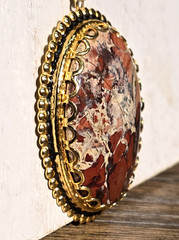Vintage Large 2 inch Red Jasper Pendant Necklace Gold Tone w 24 inch Chain