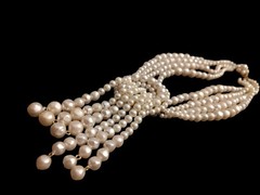 Frank Hess Inspired Matte-Shine Wired Tiered Glass Pearl Cascade Necklace Japan
