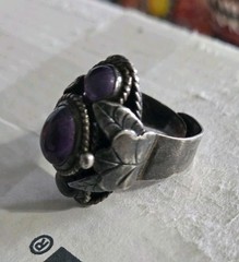 Vintage 1″ Amethyst Poison Pill holder 925 STERLING SILVER Ring SIZE adjustable.