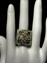 Vintage La Vintage Shades of Amber Serendipity Ring -size 8 Rhinestone Bling