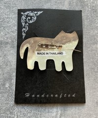 CAT BROOCH PIN RETRO COLLECTIBLE HANDCRAFTED BY VILLAGERS IN CHIANGMAI THAILAND