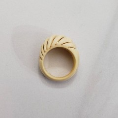 Vintage Carved Ribbed Ring Size 7 & Elephant Pendant