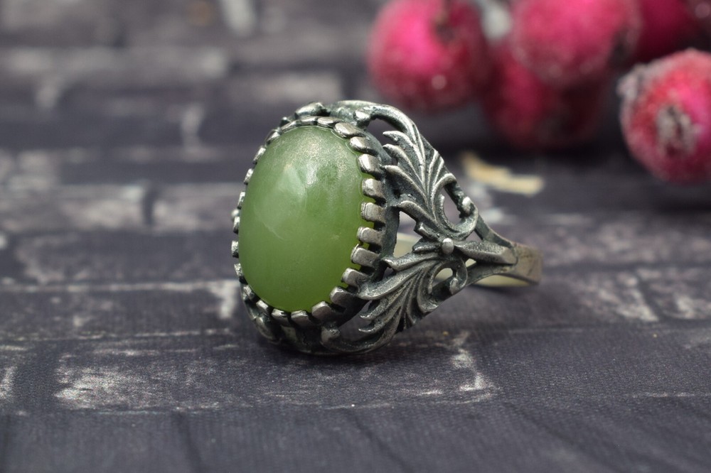 1970s Ukraine Vintage old russian Sterling SILVER 875 Ring stone nephritis jade