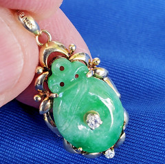 Original EARTH MINED JADEITE JADE DIAMOND Deco Pendant Vintage SOLID 14K GOLD