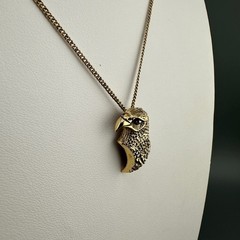 Vintage Eagle Pendant Necklace Gold Tone Figural Bird Signed 18″ Chain Box Clasp