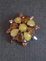 Vintage Yellow Molded Glass & Amber Rhinestone Brooch w/Aurora borealis beads