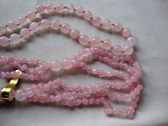 VINTAGE HANDMADE IRREGULAR ROSE QUARTZ 8mm ROSE QUARTZ 29″ ENDLESS BEAD NECKLACE