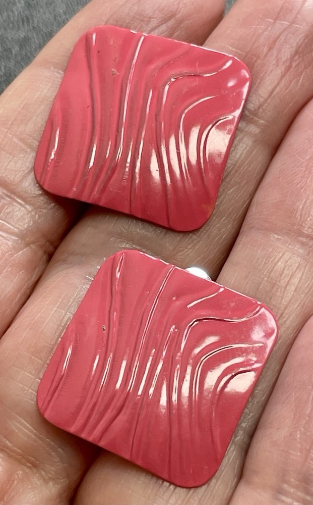 Vintage Pink Salmon Textured Enameled Metal Earrings