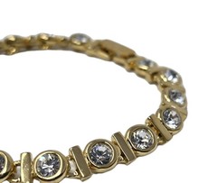 Clear Crystal Bezel Tennis Bracelet Gold Tone 7 Inches Vintage Unsigned Sparkly!