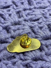 Vintage Goldtone Lapel Tack Pin Cat Playing With Yarn 7/8 inch X 1 3/8 inches