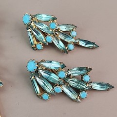 Vintage Rhinestone Brooch Clip Earrings Set Blue Waterfall Articulated Designer