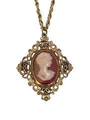 Vintage 23″ Gold Tone Rope Chain Necklace w/ Cameo Medallion Pendant