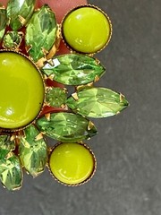 VINTAGE Brooch Pin Lime Green Cabachon & Rhinestone Brooch 1960s Fashion Jewelry
