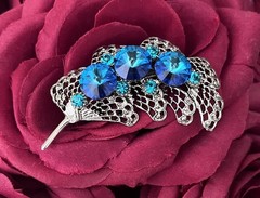 Vintage Rivoli Crystal Peacock Blue Green Silver Tone Feather Leaf Fan Brooch