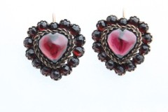 Vintage Unbranded Garnet Heart Motif Earrings (Almandine Garnet) F012