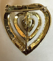 Vintage Triple Heart Brooch Pendant Gold Tone Love Pin Signed Gerry’s