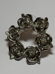 Vintage Silver Tone Rose Wreath Hoop Earrings Floral Flower Circle Post Earrings