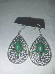 Nice Lot Of Jewelry! 20 Pieces. Just $7