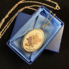 Vtg OOAK Artisan Encased Dried Flower Pendant Chain Necklace ST 24” Signed