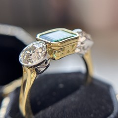 New by Heritage No Oil Emerald 3 Stone Old European Diamond Ring 2.45 ctw