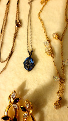 lot of Avon Jewelry from 1970 to 1990 excellent condition preowned