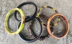 6 Vintage 70s To 90s Bangle Bracelets. Multi Colors. Acrylic? Lucite?