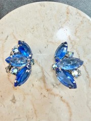 Vintage Blue Marquise Cluster Clip-On Earrings Silver Aura Borealis Climbers MCM
