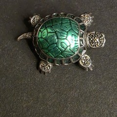 Turtle Rhinestone 925 Silver Pin 1 In Wide