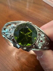 Vintage Whiting & Davis Jewelry Set – Peridot Olivine & Silver-Toned Filigree