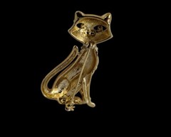 AJC Cat Pin Brooch Siamese Rhinestone Collar Gold Tone Jewelry