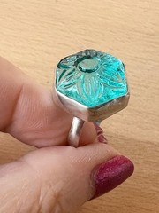 VINTAGE CARVED FLOWER AQUA BLUE GLASS RING 925 STERLING UNIQUE HEXAGON SHAPE