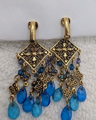 2 Vintage Chandelier Dangle Pink Glass – Blue Avon Clip-On Earrings