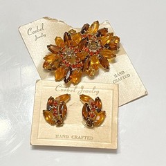 Vintage Corbel Jewelry Brand Rhinestone Brooch Earring Set On Cards Unworn 1960s