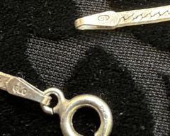 Sterling Silver Signed ITALY GLO 18″ Herringbone Chain necklace 3.1 g – 2mm 925