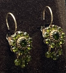 VTG Signed Liz Palacios Lime Green Swarovski Crystal Earrings W/ Lever Closure