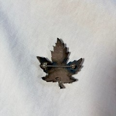 VTG Sterling Silver multicolor enamel leaf brooch, pin. Autumn, fall, decorative