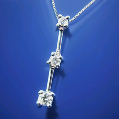 EARTH MINED DIAMOND Deco 3 STONE Style Necklace Box Chain 18 inch SOLID 14K GOLD