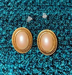 Vintage YSL Yves Saint Laurent Mabe pearl Gold Tone Post Earrings Posts At Angle