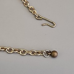 Vintage Rose Necklace Peach Celluloid Flowers Linked Faux Pearl 17″