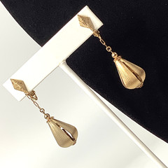 Teardrop Bolero Style Earrings VTG Clip On Dangle Drop 2.25″