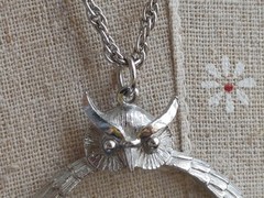 Vintage Silver Tone Magnifying Glass Owl 2” Pendant Necklace 24” Chain