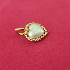 Vintage Lady Remington Heart Shaped Faux Pearl Gold Tone Pendant Cottagecore