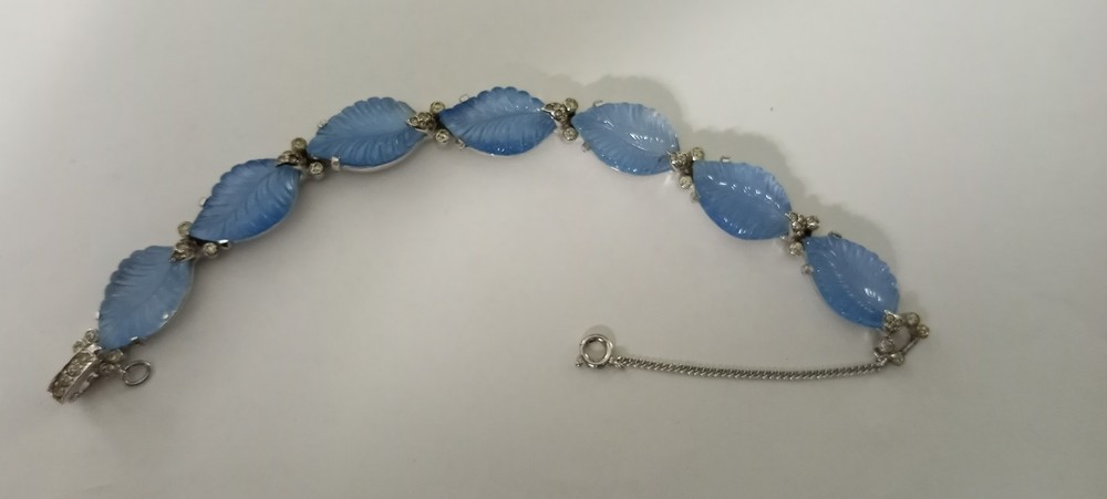 Jomaz Blue Poured Glass Fruit Salad Leaves Link Bracelet