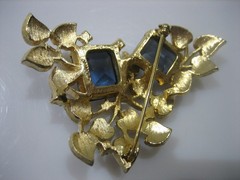 RARE JOMAZ JOSEPH MAZER BLUE & PAVE RHINESTONE LEAF 1950’S BROOCH & EARRINGS SET