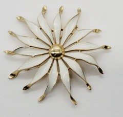 Vintage Crown Trifari Brooch Gold and White Enamel Flower Pin 2.5 in HUGE